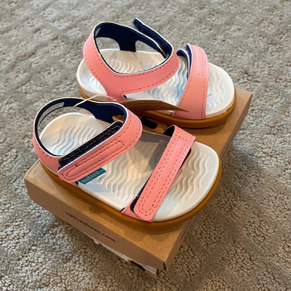 Native Charley Sandals Size C4 Toddler - Picture 1 of 1